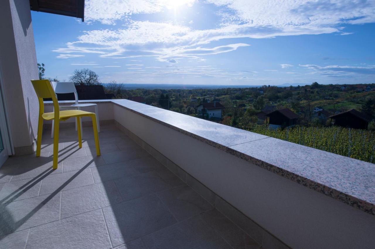 Apartman Grc Apartment Dugo Selo Exterior photo